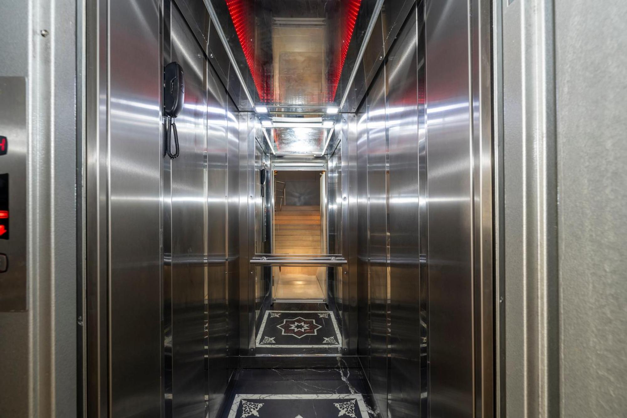 Comfort Suites Hotel Istanbul Luaran gambar